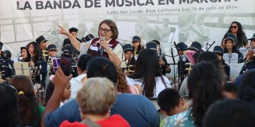FIRMAN CONVENIO DE CAPACITACIÓN BCS Y BC