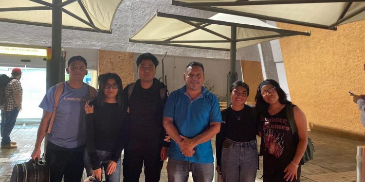 ESTUDIANTES DE LA UNIVERSIDAD DE LA SIERRA DE OAXACA REALIZARÁN PRÁCTICAS PROFESIONALES EN EL PROGRAMA DE PROTECCIÓN A LA TORTUGA MARINA DE LOS CABOS