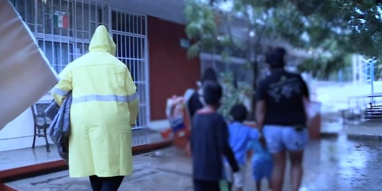 DIRECCIÓN MUNICIPAL DE SALUD Y SECRETARÍA ESTATAL DE SALUD EN REUNIÓN ANALIZARON LOS PROCESOS DE COMO ACTUAR EN CASO DE HURACÁN