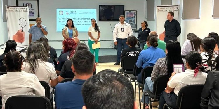 CAPACITAN A SERVIDORES PÚBLICOS DE PRIMER CONTACTO CON LAS INFANCIAS