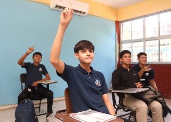INGRESARÁN MÁS DE 12 MIL ALUMNOS A ESCUELAS SECUNDARIAS DE BCS