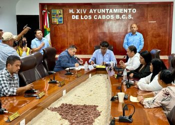 SIN QUORUM LEGAL SESIÓN DE CABILDO DE LOS CABOS PARA ACORDAR EL PROCESO DE ENTREGA-RECEPCIÓN