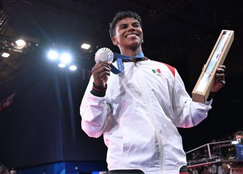 PRISCA AWITI, UNA CIUDADANA GLOBAL QUE DEJÓ HUELLA EN PARÍS 2024