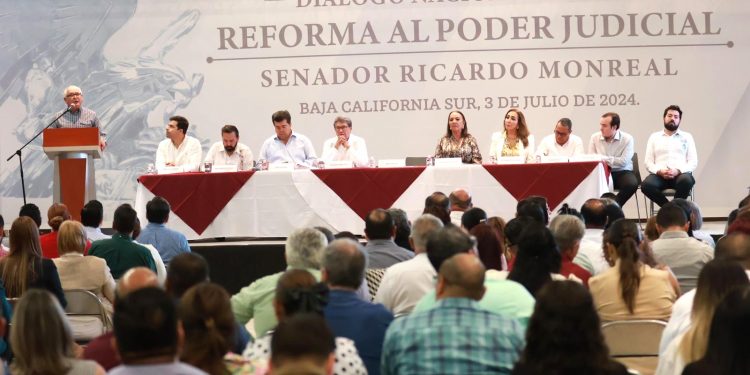 REALIZAN EN LA PAZ FORO DE DIÁLOGO SOBRE LA REFORMA JUDICIAL