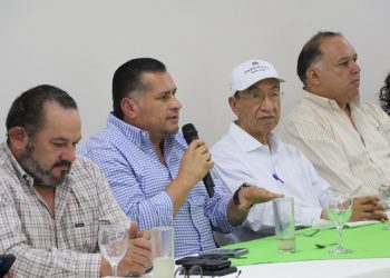 GOBIERNO ESTATAL TRABAJA CON TODOS LOS SECTORES SOCIALES PARA TRANSFORMAR BCS: SAÚL GONZÁLEZ