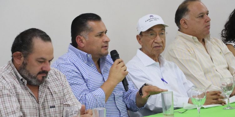 GOBIERNO ESTATAL TRABAJA CON TODOS LOS SECTORES SOCIALES PARA TRANSFORMAR BCS: SAÚL GONZÁLEZ