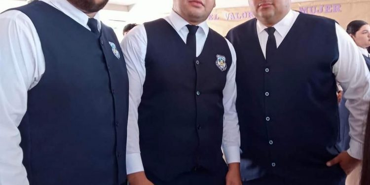 TRAS LAS HUELLAS Por Monserrath Villalejo Baeza