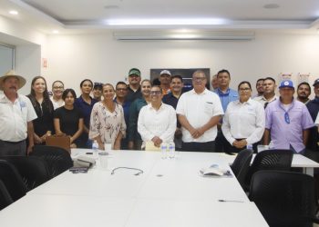 REGISTRA BCS DERRAMA DE 70 MDP EN VALES PARA UNIFORMES Y ÚTILES ESCOLARES