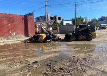 SERVICIOS PÚBLICOS REFUERZA LA LIMPIEZA DE CALLES TRAS LAS LLUVIAS EN LOS CABOS.