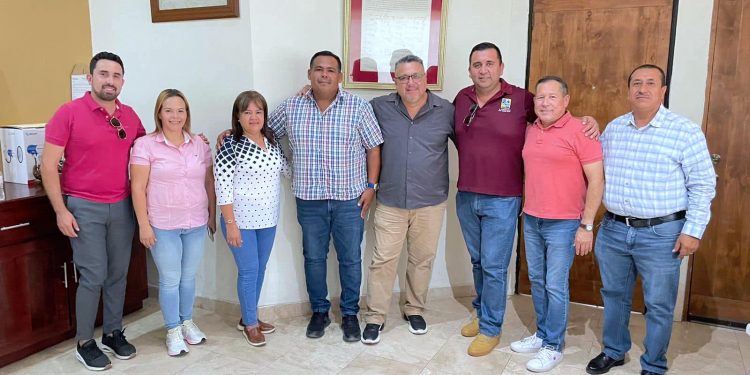 REALIZAN REUNIÓN PARA PREPARAR FIESTAS PATRIAS EN LA DELEGACIÓN DE CSL