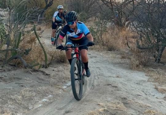 INVITAN AL EVENTO DE CICLISMO DE MONTAÑA “RETO 3 HORAS UABCS”