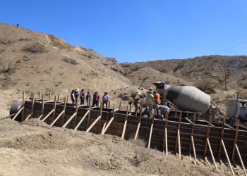 PARA OCTUBRE DEBE QUEDAR CULMINADA LA CARRETERA BAHÍA TORTUGAS-PUNTA EUGENIA: GOBERNADOR VÍCTOR MANUEL CASTRO COSÍO