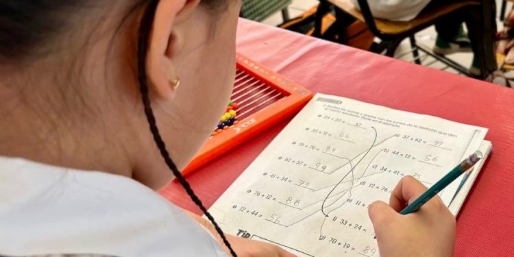 INICIA SEP INSCRIPCIONES EN LA SECUNDARIA GENERAL DE LA BALLENA, EN SJC