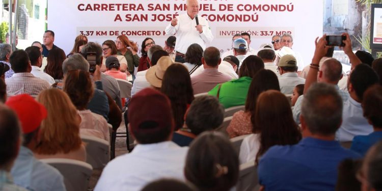 CONSTRUYE SEP TRES AULAS EN SECUNDARIA GENERAL 8, DE CABO SAN LUCAS
