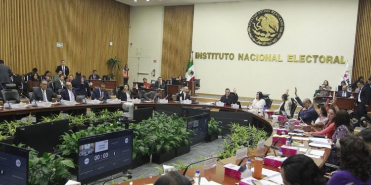 APRUEBA INE ASIGNACIÓN DE DIPUTACIONES Y SENADURÍAS POR EL  PRINCIPIO DE REPRESENTACIÓN PROPORCIONAL