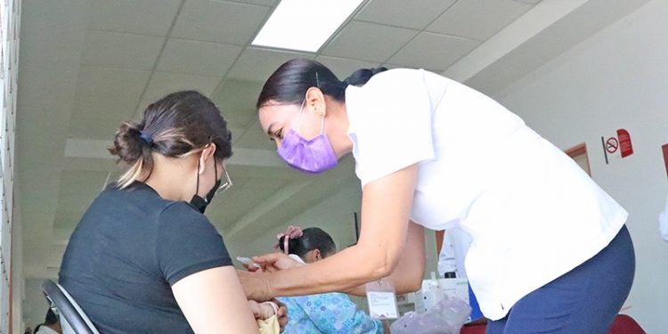 INICIA SEP INSCRIPCIONES EN LA SECUNDARIA GENERAL DE LA BALLENA, EN SJC