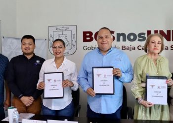 ENCABEZA GOBERNADOR VMCC INICIO DEL CICLO ESCOLAR 2024-2025 EN BCS
