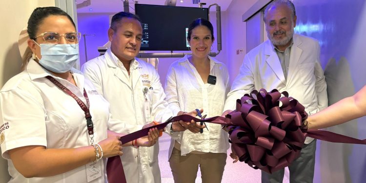 EN HOSPITAL GENERAL DEL ISSSTE LA PAZ,B.C.S. INAUGURA BERTHA ALCALDE SALA DE HEMODINAMIA