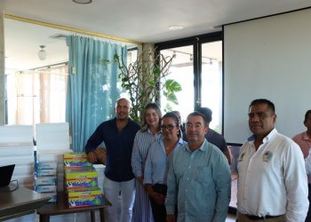 RECIBE ECOLOGÍA Y MEDIO AMBIENTE LA DONACIÓN DE MATERIAL PARA EL PROGRAMA DE PROTECCIÓN A LA TORTUGA MARINA EN LOS CABOS