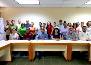 UABCS APOYA CON CAPACITACIÓN A LABORATORISTAS DEL COBACH EN MEDIDAS DE SEGURIDAD