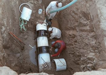 REALIZÓ OOMSAPAS LOS CABOS REPARACIÓN DE FUGA DE ACUEDUCTO EN PLANTA DESALINIZADORA DE CSL