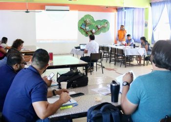 FINALIZAN ESTE VIERNES TALLERES INTENSIVOS  PARA DOCENTES DE NIVEL BÁSICO