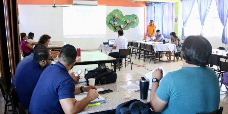 FINALIZAN ESTE VIERNES TALLERES INTENSIVOS PARA DOCENTES DE NIVEL BÁSICO