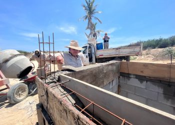 OOMSAPAS LOS CABOS TRABAJA EN LA PROTECCIÓN DE LA INFRAESTRUCTURA PARA EVITAR AFECTACIONES EN EL SERVICIO QUE SE BRINDA A LA CIUDADANÍA
