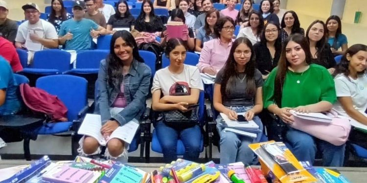 UABCS ANUNCIA EL PRÓXIMO CIERRE DE SU CAMPAÑA DE DONACIÓN DE ÚTILES ESCOLARES