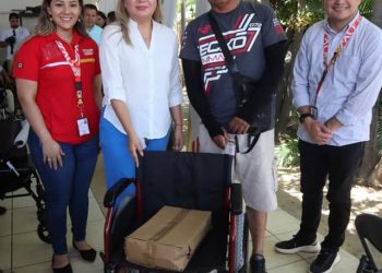 SMDIF LOS CABOS Y OXXO BENEFICIARON MÁS DE 300 PERSONAS CON DISCAPACIDAD