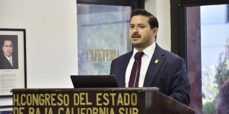 “DEBEMOS DAR LOS RESULTADOS QUE MUJERES Y HOMBRES DE BCS ESPERAN DE SUS DIPUTADAS Y DIPUTADOS “: DIPUTADO EDUARDO VAN WORMER CASTRO