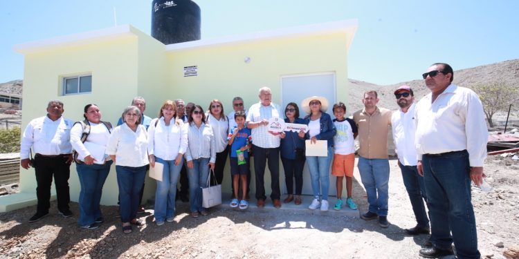 CON INVERSIÓN DE 10.4 MDP, ENTREGA GOBERNADOR VMCC 24 VIVIENDAS EN ISLA MAGDALENA Y PUERTO ALCATRAZ