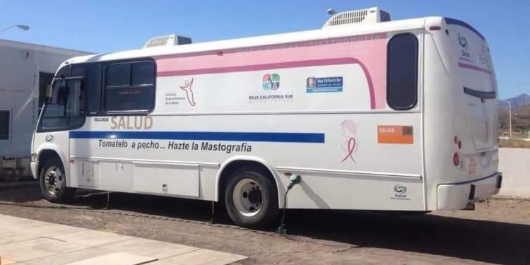 TRAS LAS HUELLAS Por Monserrath Villalejo Baeza