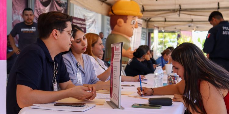 10 MIL ESTUDIANTES DE CECYTEBCS INICIAN CICLO ESCOLAR 2024-2025