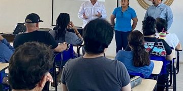 ENCABEZA GOBERNADOR VMCC INICIO DEL CICLO ESCOLAR 2024-2025 EN BCS