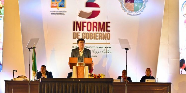 RINDE ALCALDE OSCAR LEGGS CASTRO SU 3ER. INFORME DE GOBIERNO