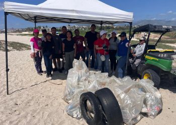 GUARDAPARQUES DEL ESTERO JOSEFINO Y PERSONAL HOTEL JW MARRIOT RETIRAN 200 KILOS DE RESIDUOS SÓLIDOS DEL ÁREA NATURAL PROTEGIDA.