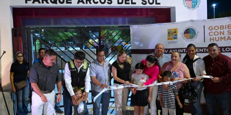 DEPORTISTAS CELEBRAN LA REAPERTURA DEL PARQUE DE ARCOS DEL SOL Y EL CAMPO DE FÚTBOL 7 “LA JOYA” EN CSL