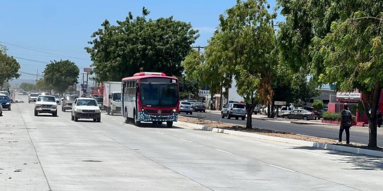 INVIERTE EL GOBIERNO DE BCS MÁS DE 2 MIL 174 MDP EN OBRAS VIALES