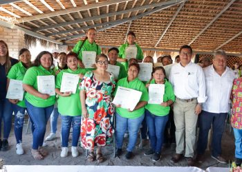 IMPARTE CECYTE BCS TALLERES DE BIENESTAR EMOCIONAL A COMUNIDAD EDUCATIVA