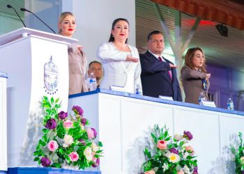 RINDE PROTESTA EDITH AGUILAR COMO PRESIDENTA MUNICIPAL DE MULEGÉ POR SEGUNDO PERIODO CONSECUTIVO
