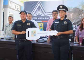 ENTREGA ALCALDE OSCAR LEGGS CASTRO 15 UNIDADES RADIO-PATRULLA