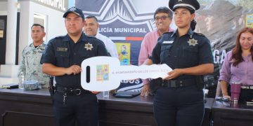 ENTREGA ALCALDE OSCAR LEGGS CASTRO 15 UNIDADES RADIO-PATRULLA