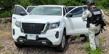 EN NAYARIT, GUARDIA NACIONAL ASEGURA ARMAS LARGAS, GRANADAS DE FRAGMENTACIÓN, CARTUCHOS Y DIVERSO MATERIAL BÉLICO