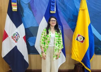 “UNIVERSIDAD MUNDIAL PARTICIPÓ EN EL SEMINARIO CRECE EN REPÚBLICA DOMINICANA ”.