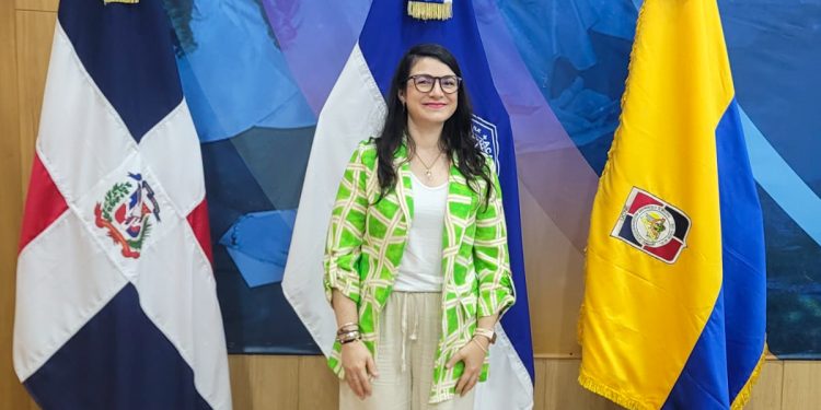 “UNIVERSIDAD MUNDIAL PARTICIPÓ EN EL SEMINARIO CRECE EN REPÚBLICA DOMINICANA ”.