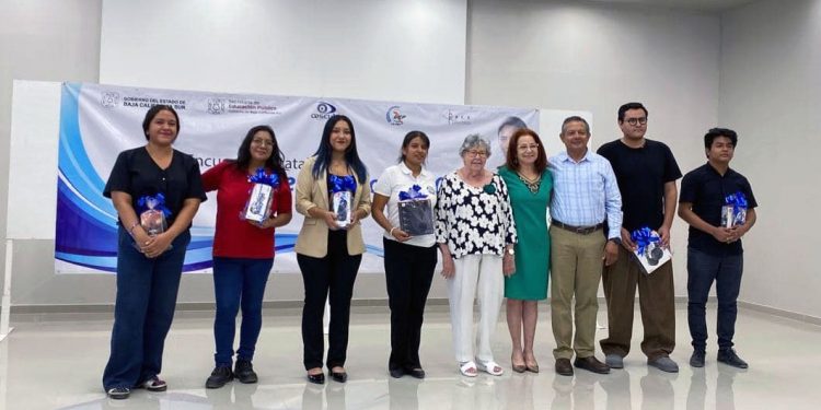 ESTUDIANTES Y EGRESADOS DE LA UABCS DESTACAN EN EL ENCUENTRO ESTATAL DE JÓVENES INVESTIGADORES BCS 2024