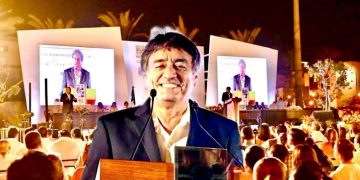 DIRECTO… Y AL GRANO/ ¡CON LA FRENTE EN ALTO!