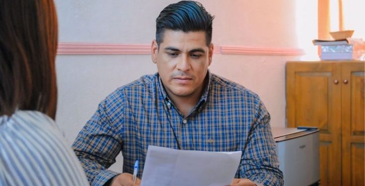 TRAS LAS HUELLAS Por Monserrath Villalejo Baeza