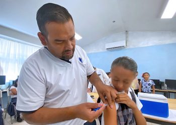 ENTREGA VMCC APOYOS DE AUTOEMPLEO Y EMPRENDIMIENTO EN LA PAZ